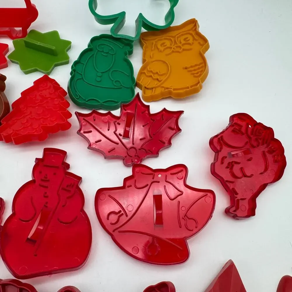 Vintage Lot 40 Cookie Cutters Holiday Christmas Thanksgiving Owl Snowman